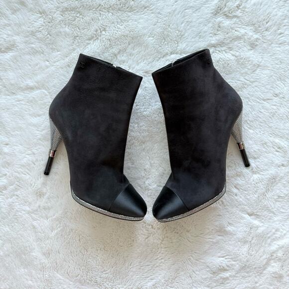 CHANEL women suede dark grey boots size 38 EU Authentic Retail 1750$ - Picture 1 of 12